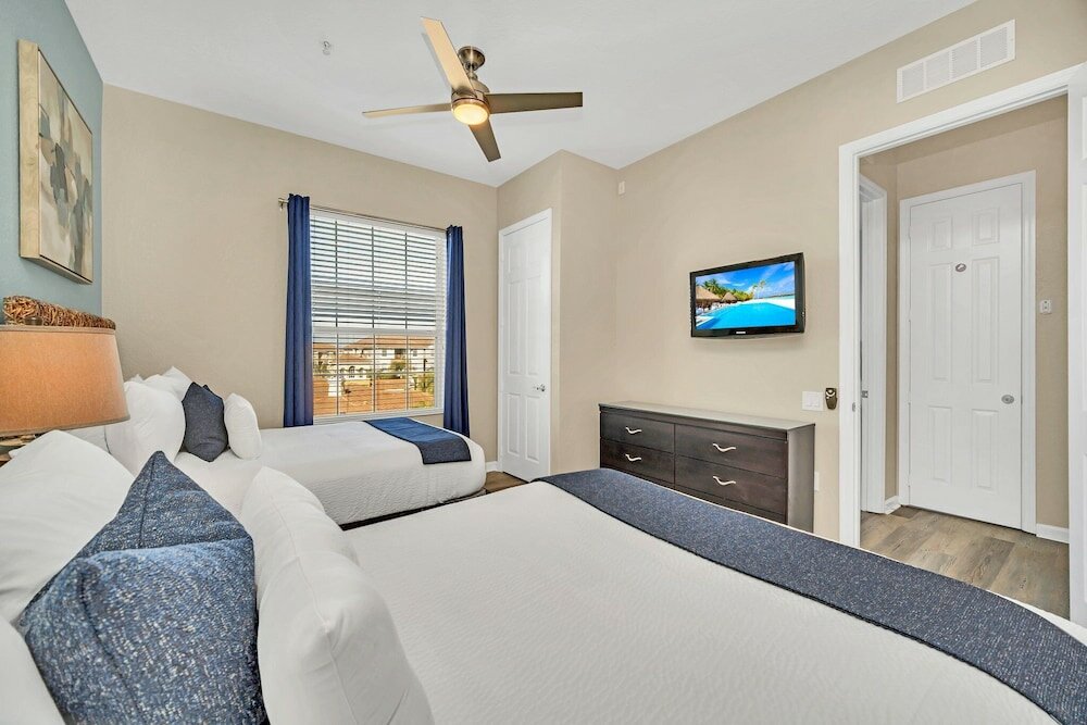 Фото Lakeview Condo, Directly Next To Pool! Near Wdw