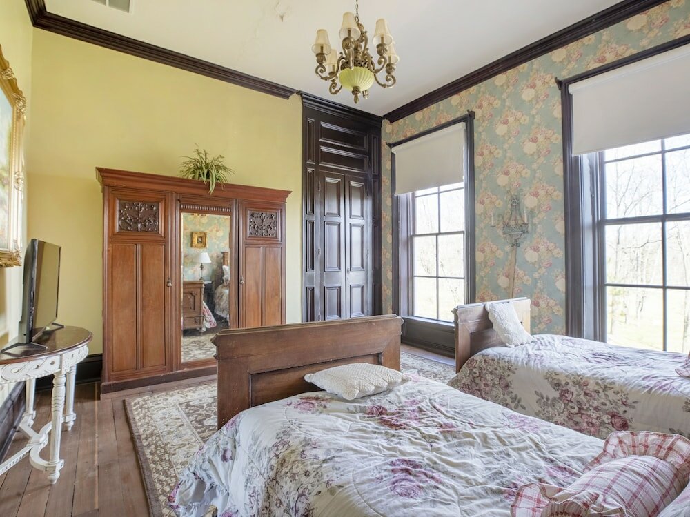 Фото Falls of Rough Resort