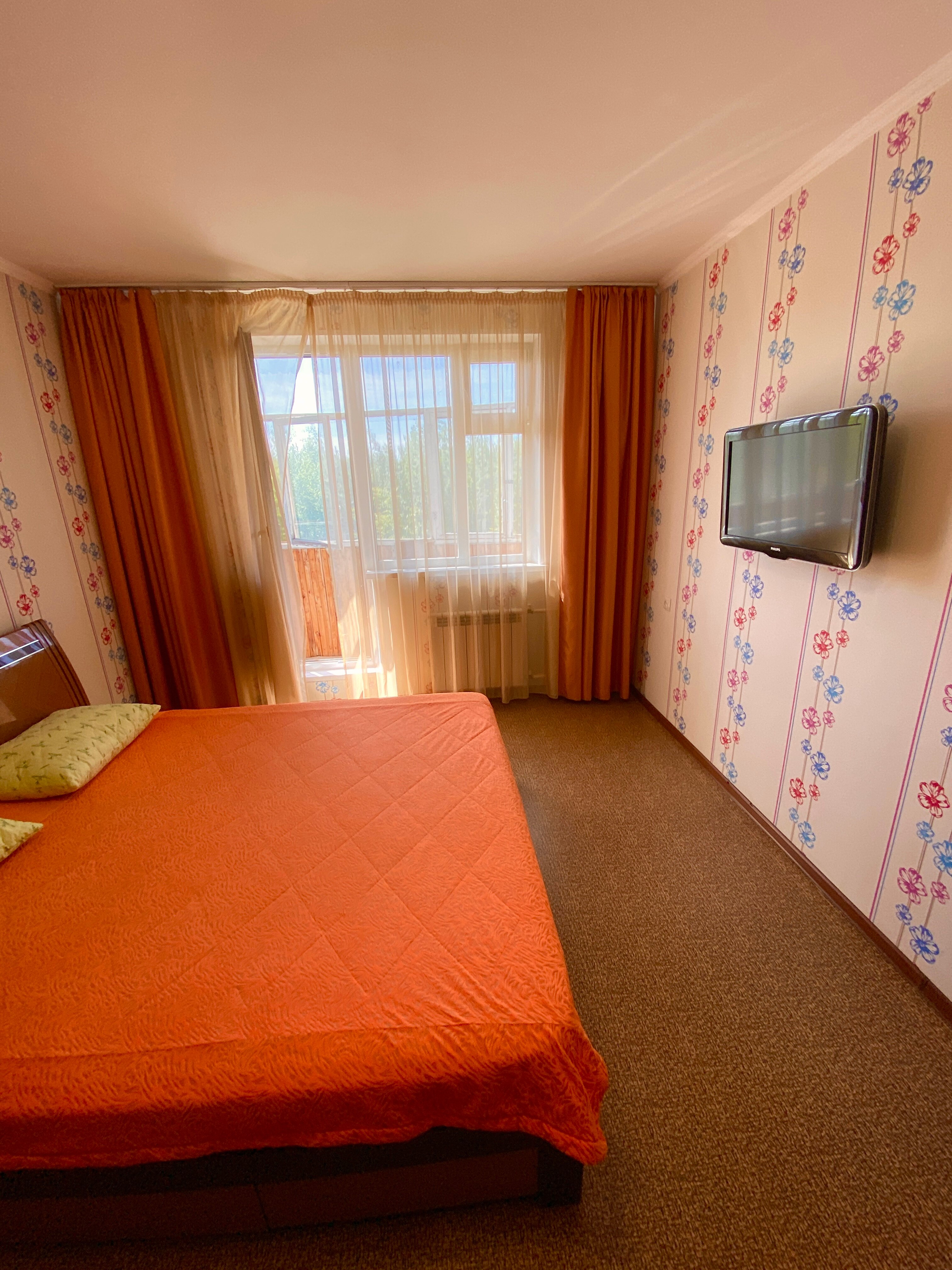 Фото ИнСити