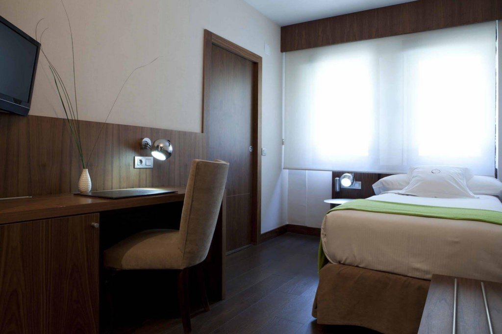 Фото The Sibarist Madloft