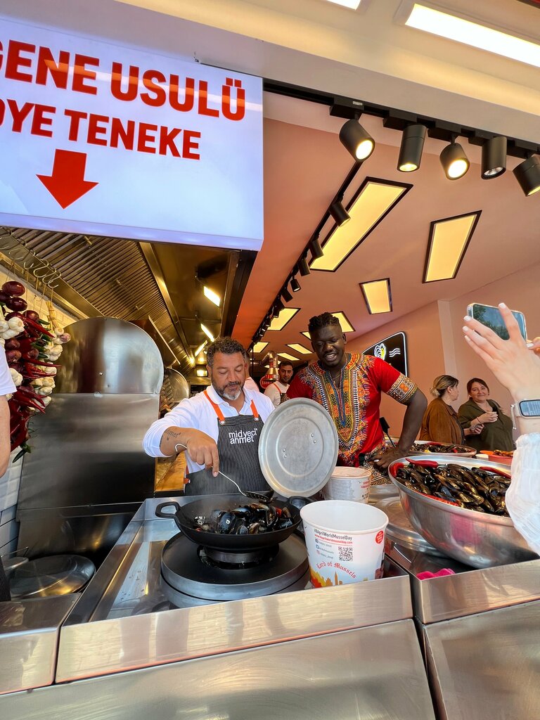 Restoran Midyeci Ahmet, Beşiktaş, foto