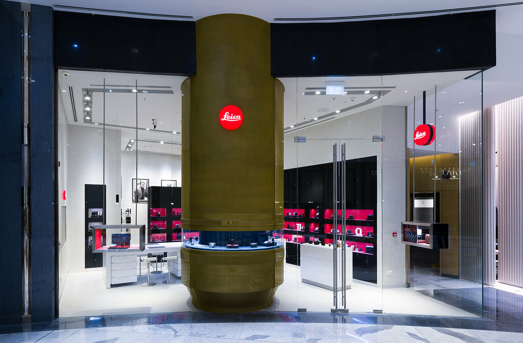 Electronics store Leica, Dubai, photo