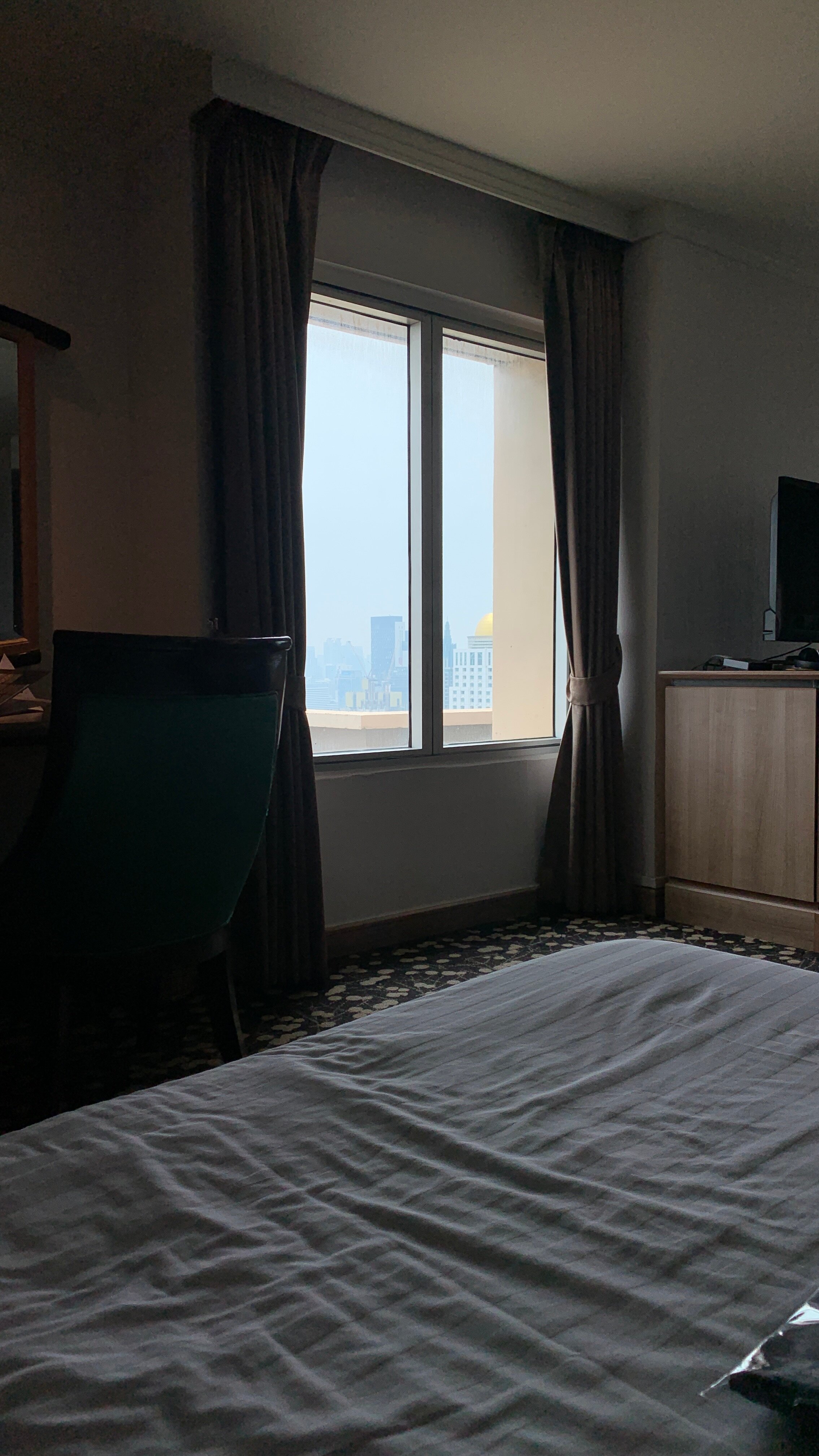 Фото Baiyoke Sky Hotel