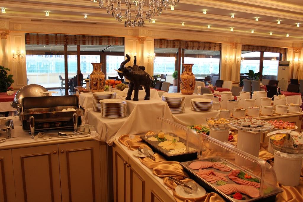 Фото Modern Hotel Baku