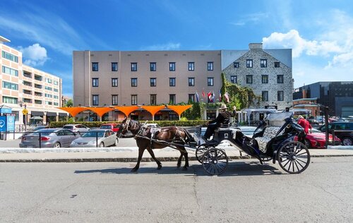 Внешний вид отеля Hotel Port Royal в Квебеке, фото 3