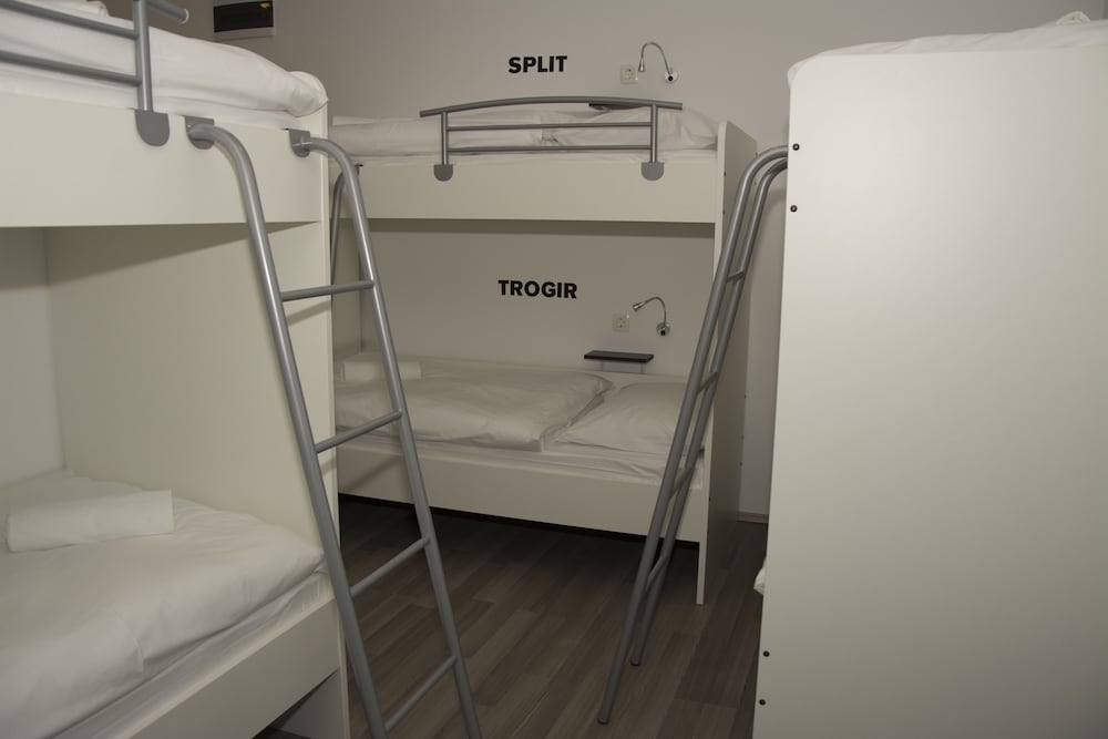 Фото Hostel 101 Dalmatinac Vukovar