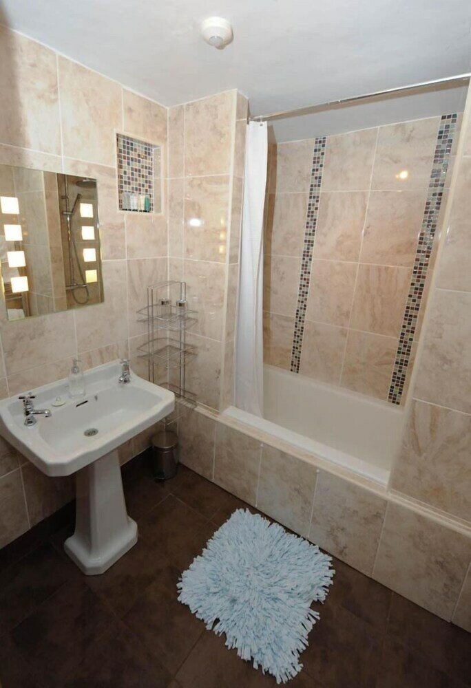 Фото Wootton Park