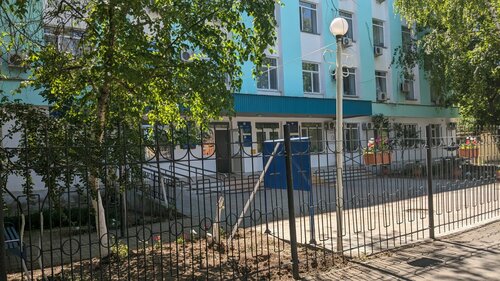 Бал халатындағы эротикалық қыздар