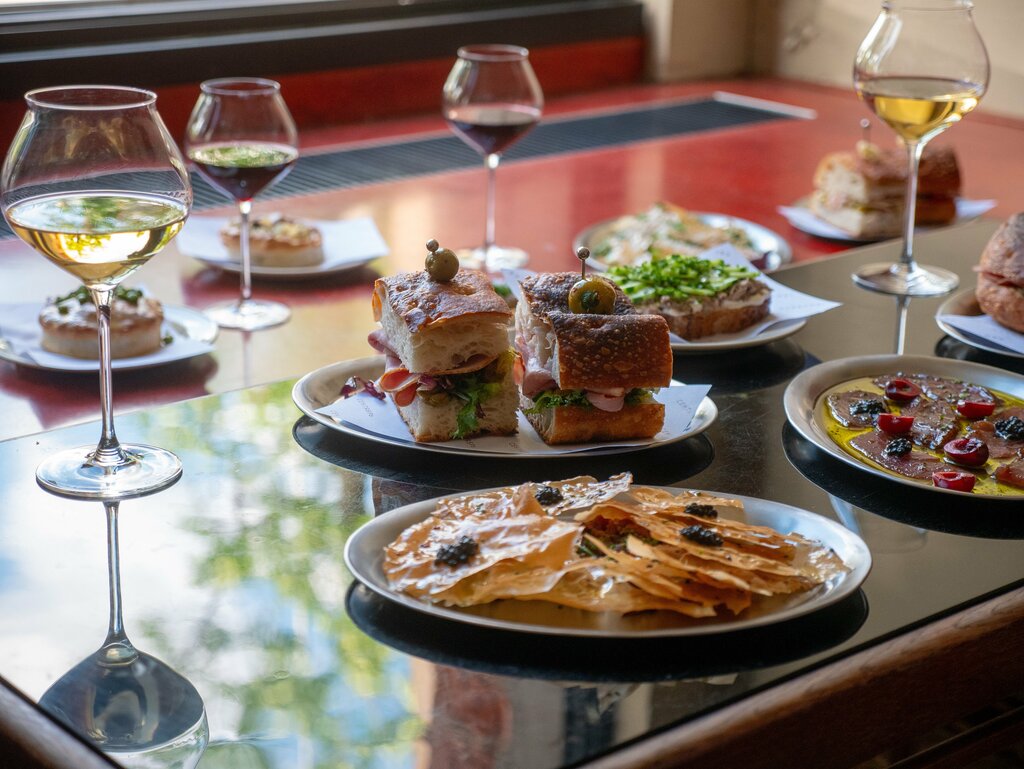 Bar, pub Sentyabr, Moscow, photo