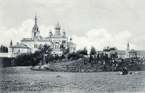 Landmark, attraction Tserkov Ikony Bozhiyey Materi Vladimirskaya V Korotskom Tikhonovom monastyre, Novgorod Oblast, photo