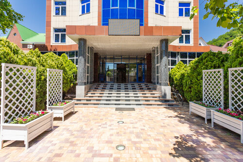 Гостиница Кипарис в Новомихайловском