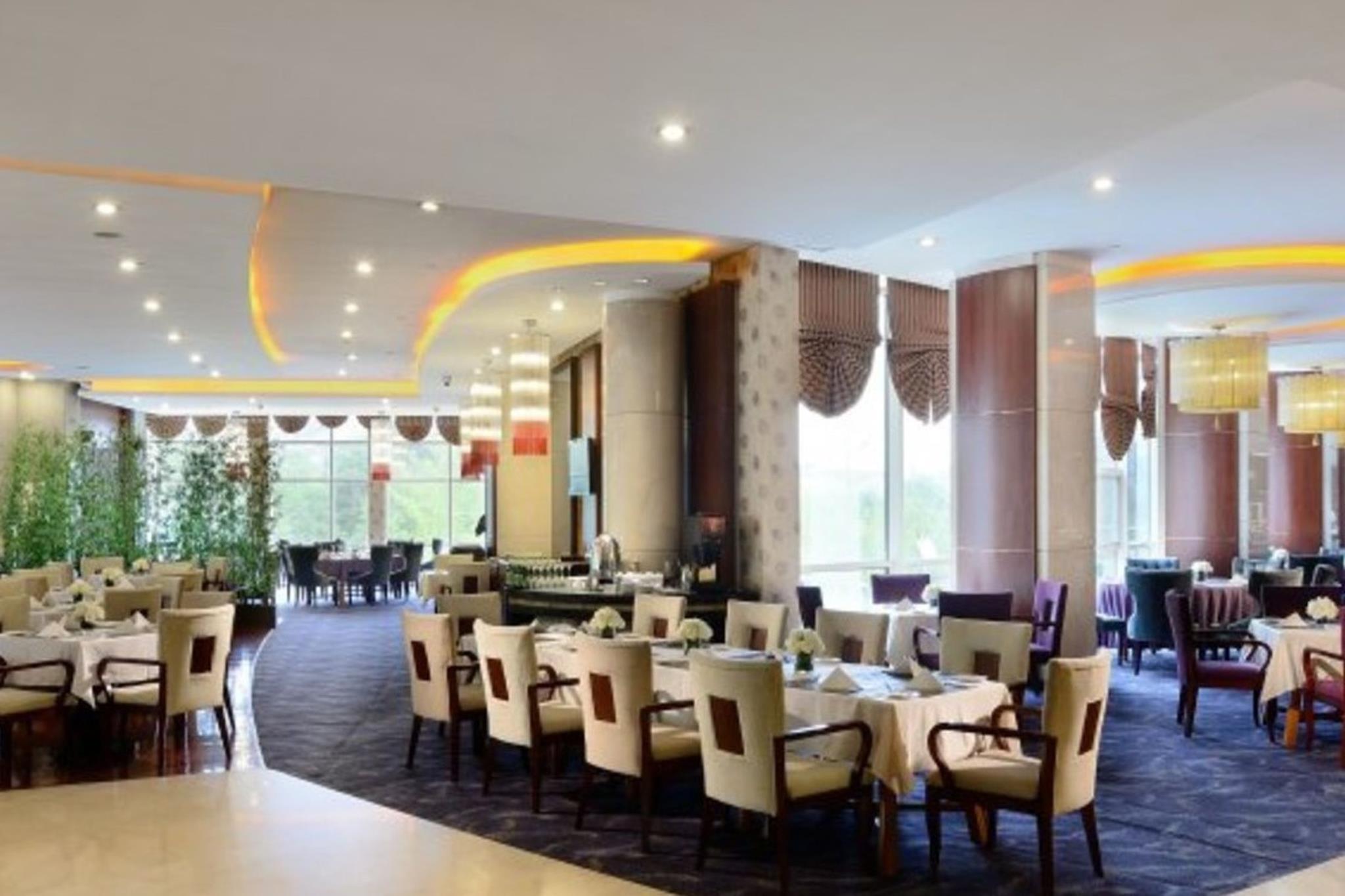 Фото Ramada Plaza Taian