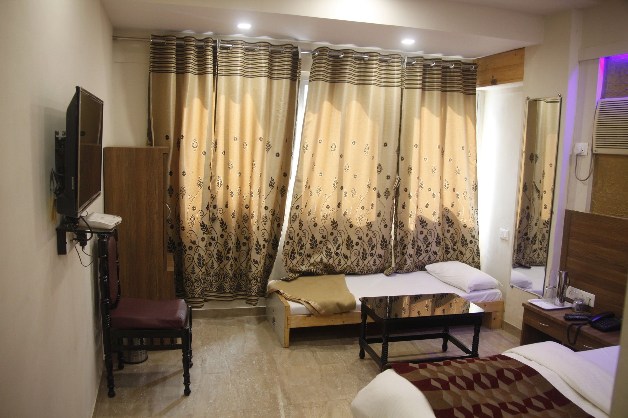 Фото Hotel Al Saudia