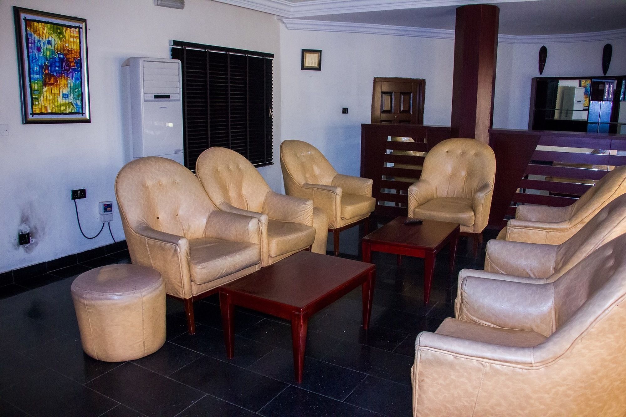 Фото Chelsea Suites Annex