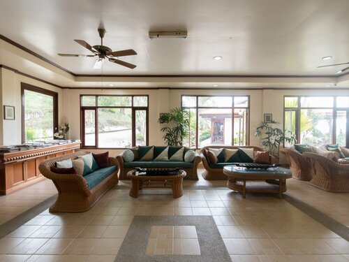Гостиница Super Oyo 89300 Zen Garden Resort