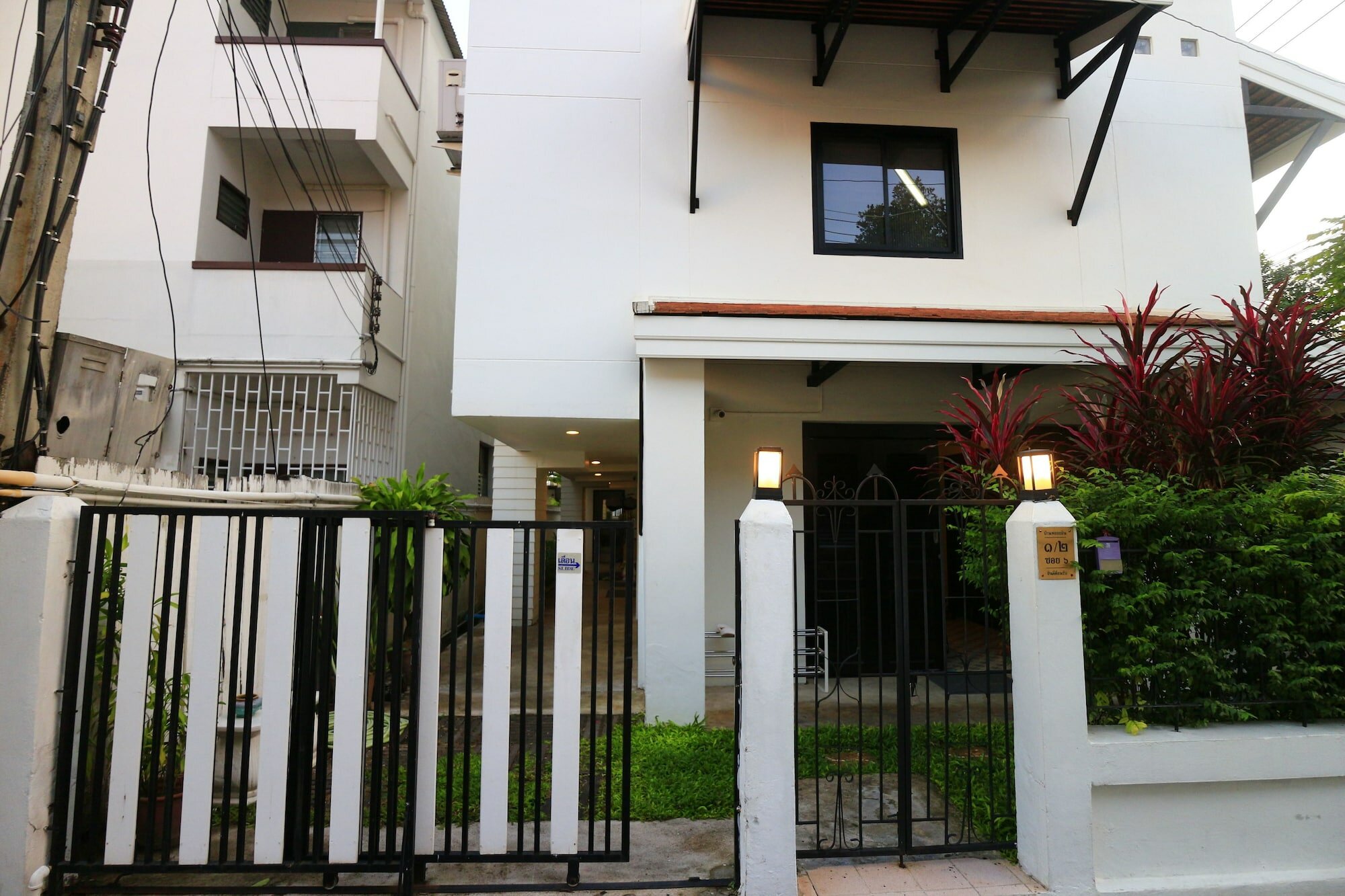 Фото Baan Ploy in - Adults Only - Hostel