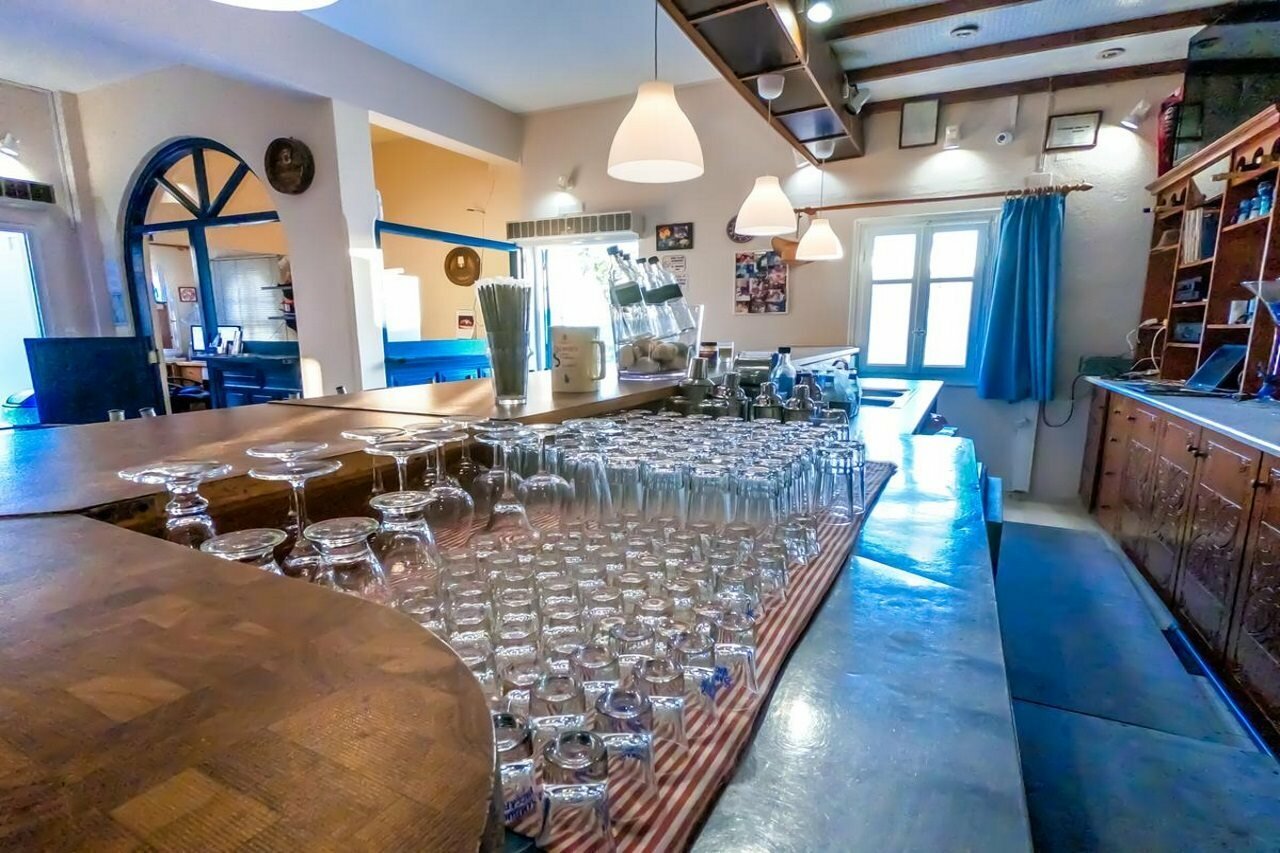 Фото A1 Princess Sissy Ios Hotel & Hostel