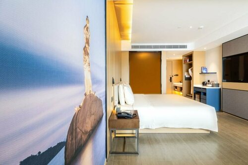Гостиница Atour Hotel Swimming Beach Qinglv Road Zhuhai в Чжухае