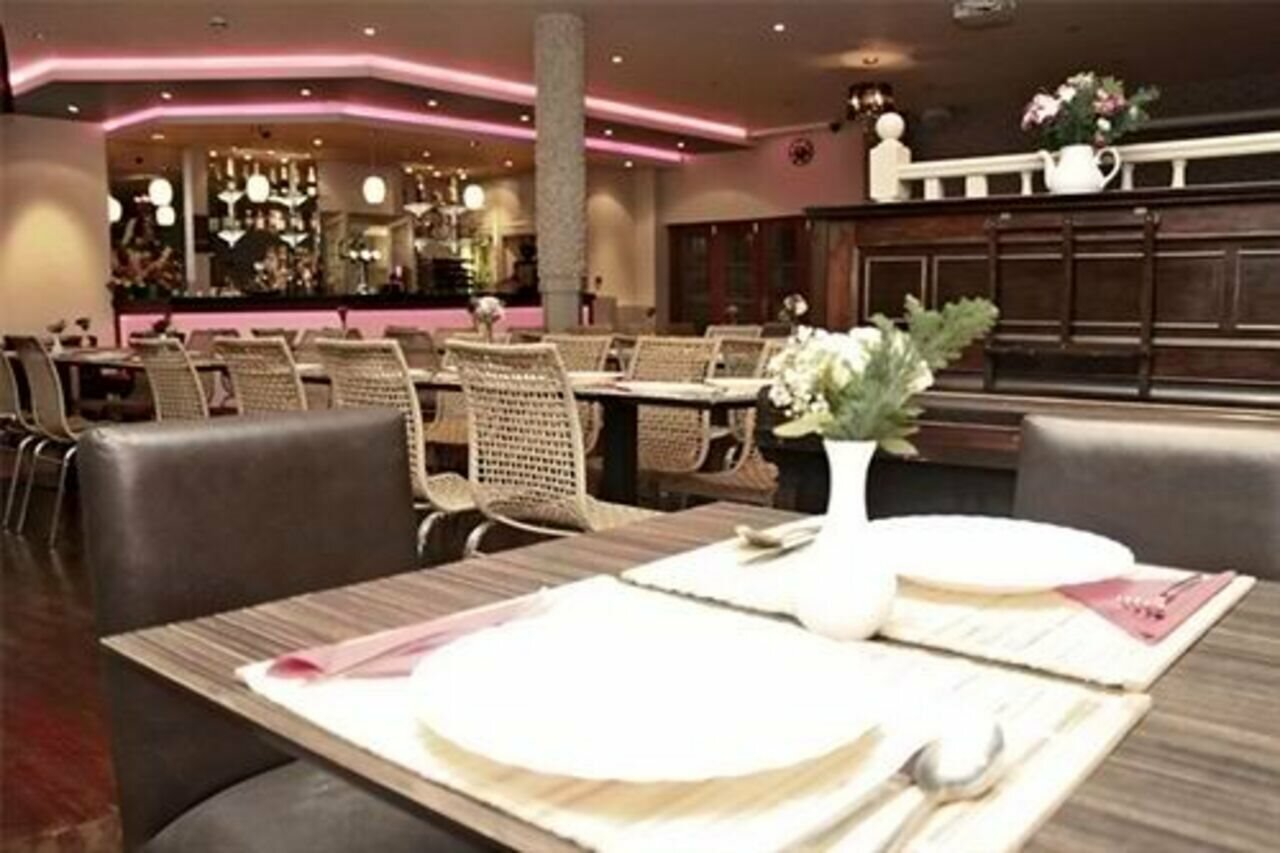 Фото Rising Sun Hotel