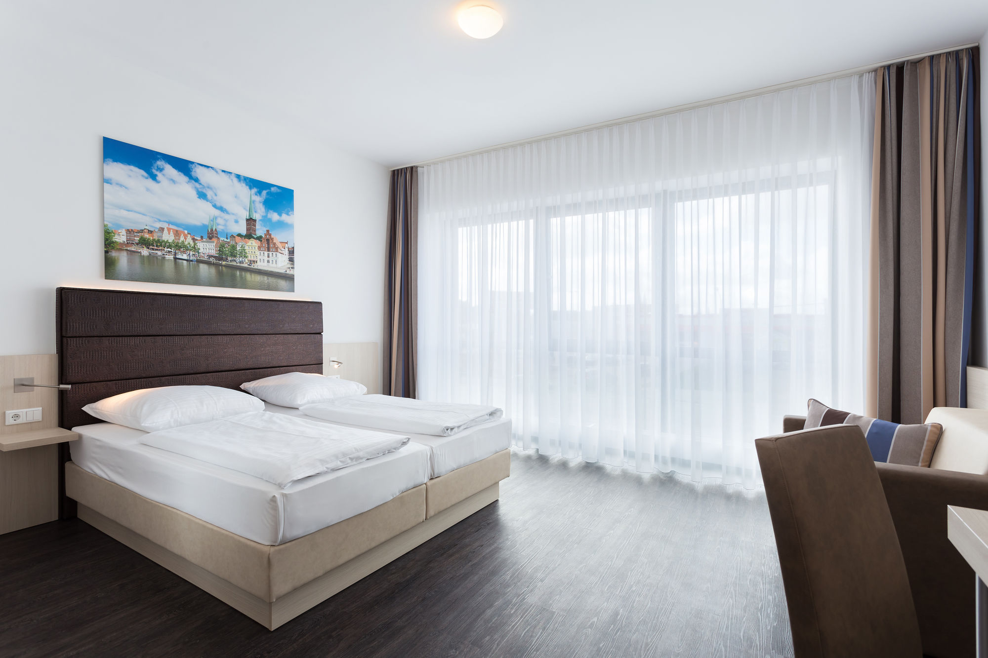 Фото Viva Hotel Lübeck