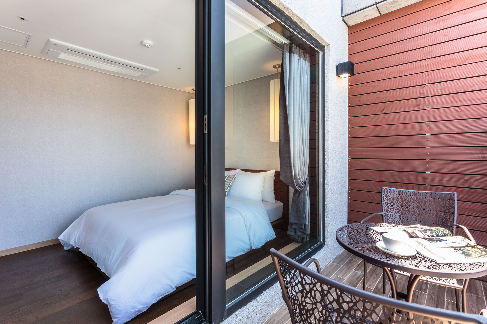 Фото Vistacay Hotel Cheonjiyeon