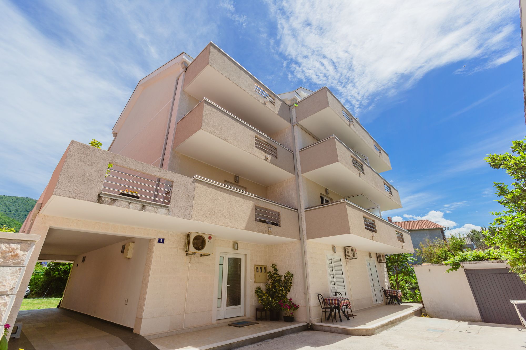 Фото Rosic Apartments