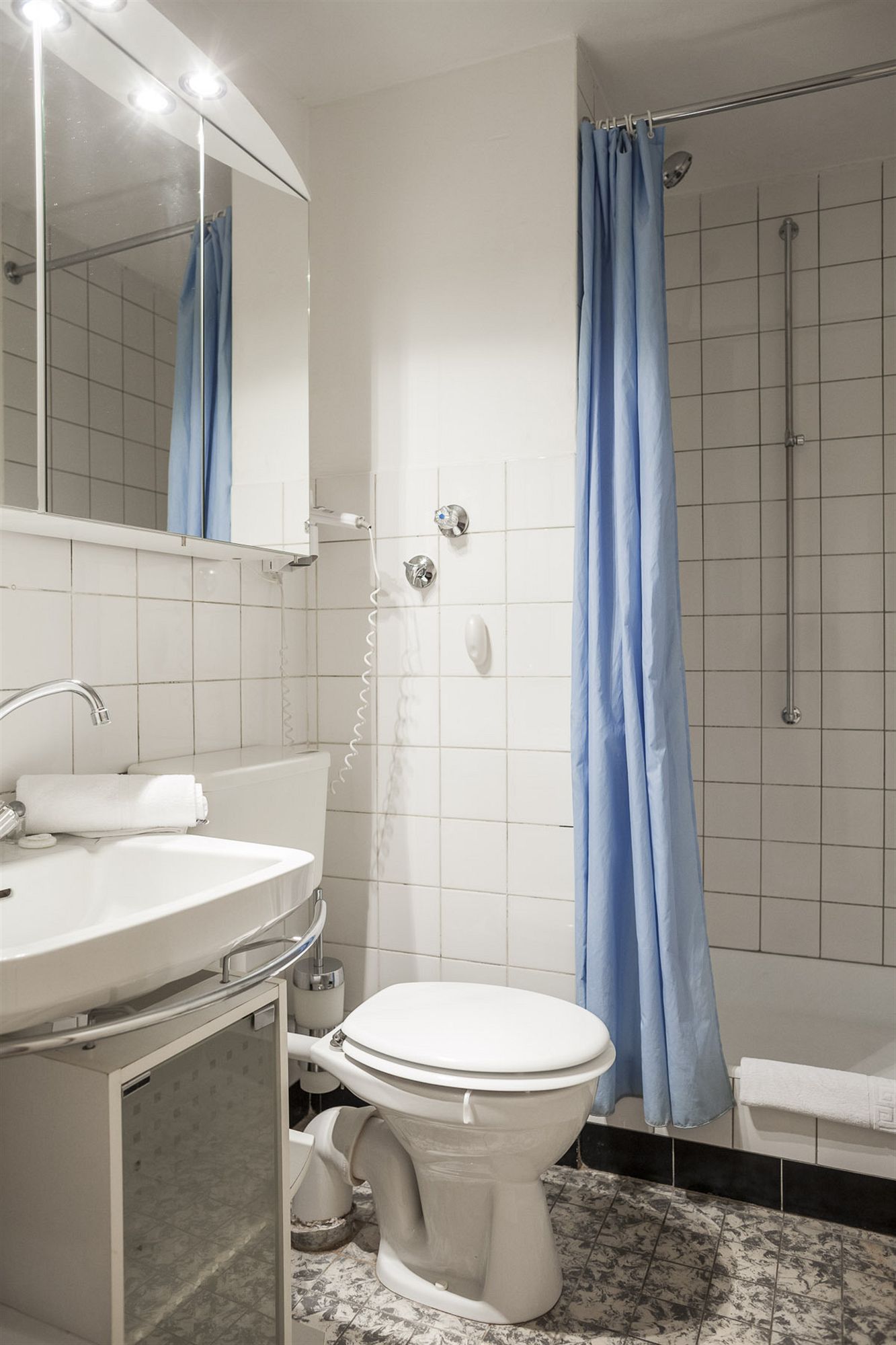 Фото City Apartment