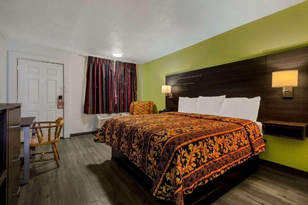 Фото Midtown Inn