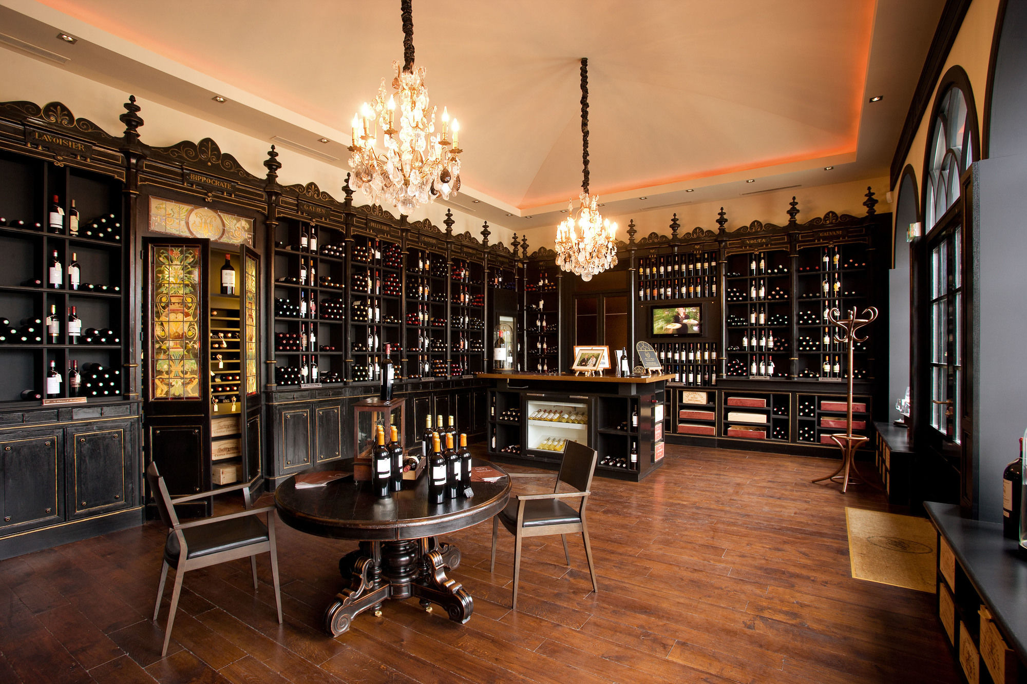 Фото Château Pape Clément - Bernard Magrez Luxury Wine Experience