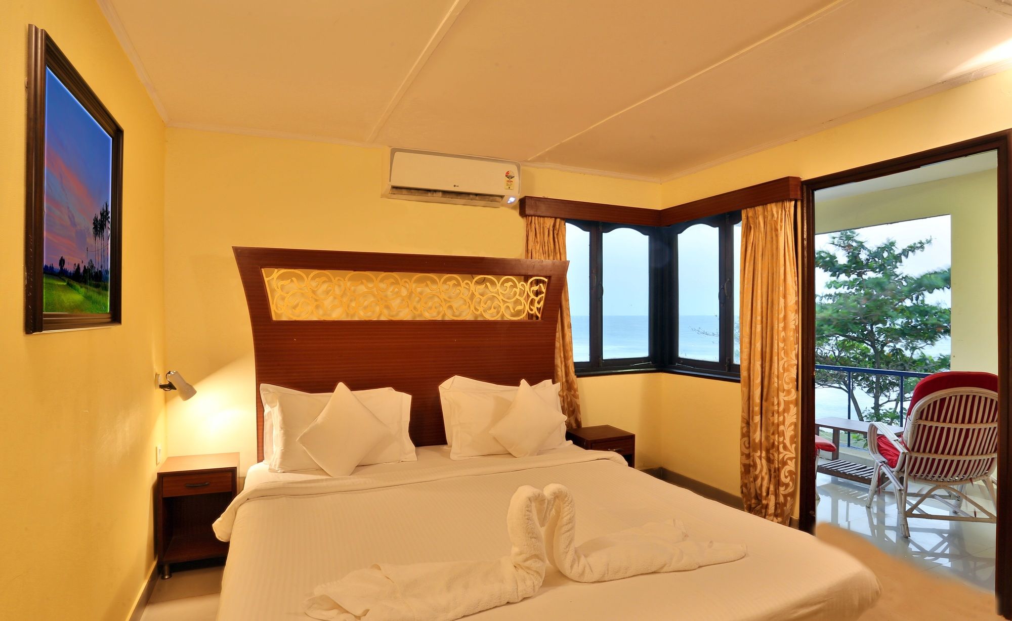 Фото Rococco Ashvem Resort