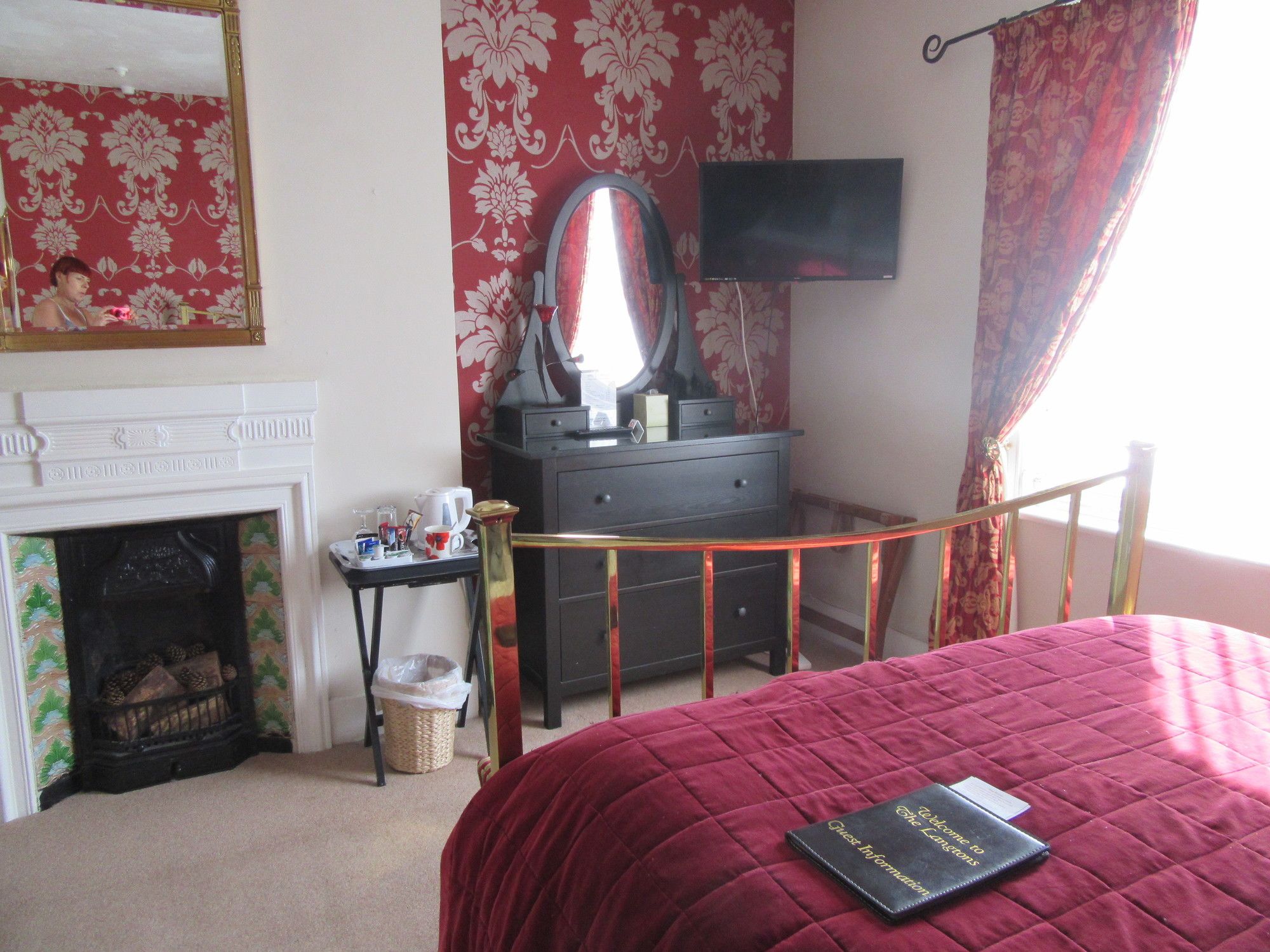 Фото The Langtons Bed & Breakfast