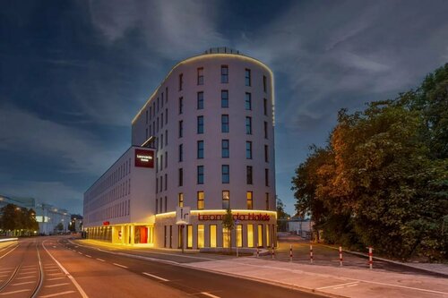 Гостиница Leonardo Hotel Augsburg в Аугсбурге