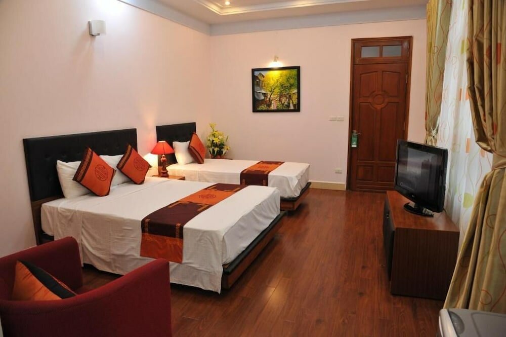 Фото Urban Alley Hotel