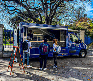 Ty'Joh Food Truck (Puteaux, Boulevard Richard Wallace, 35) ، وجبات سريعة