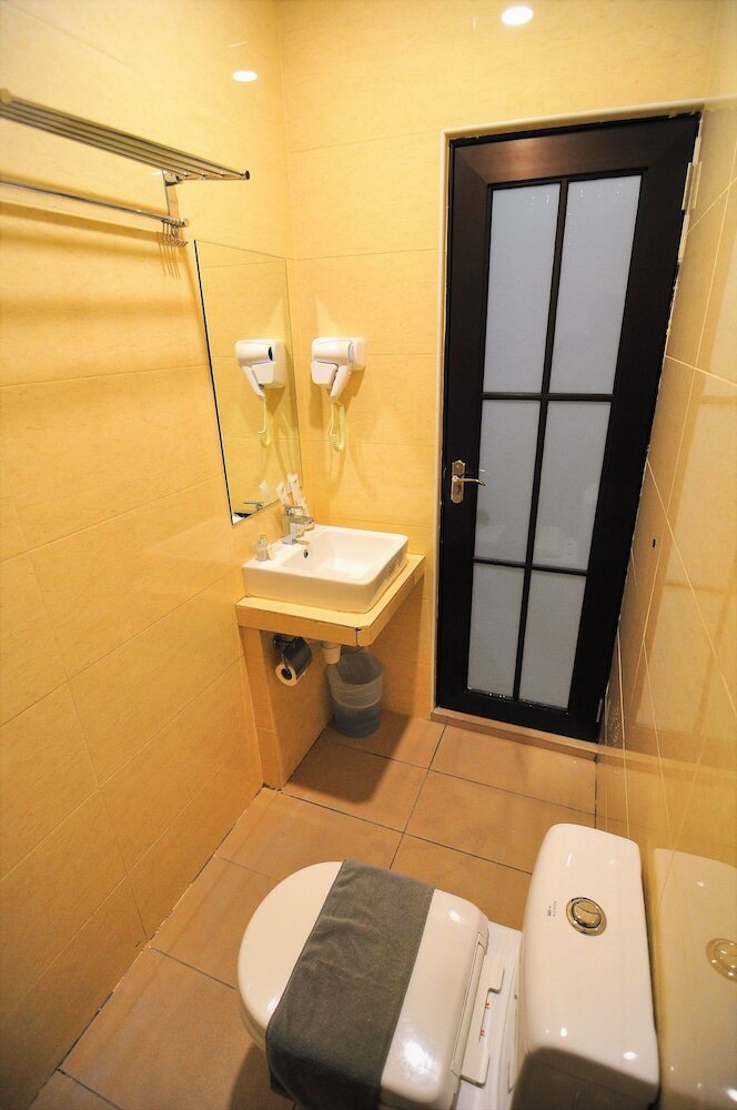 Фото 1 Million Hotel