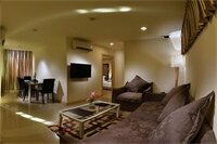Апартаменты The Capital Residence Suites