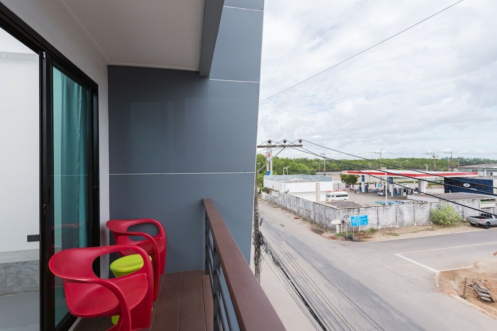 Фото Riverside Hotel