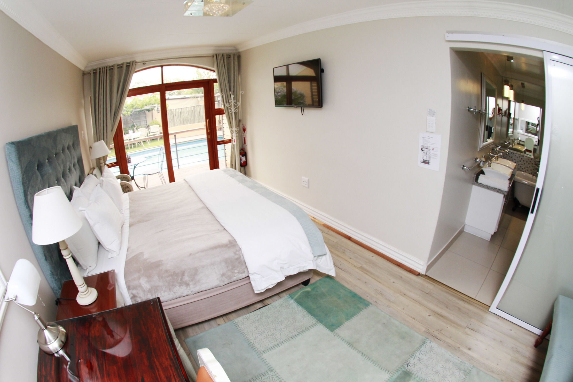 Фото Oleander Guest House