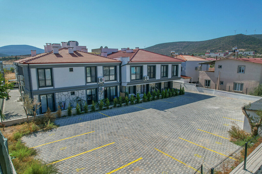 Housing complex Saygın İnşaat A. Ş. Liman Reis Konakları Satış Ofisi, Izmir, photo
