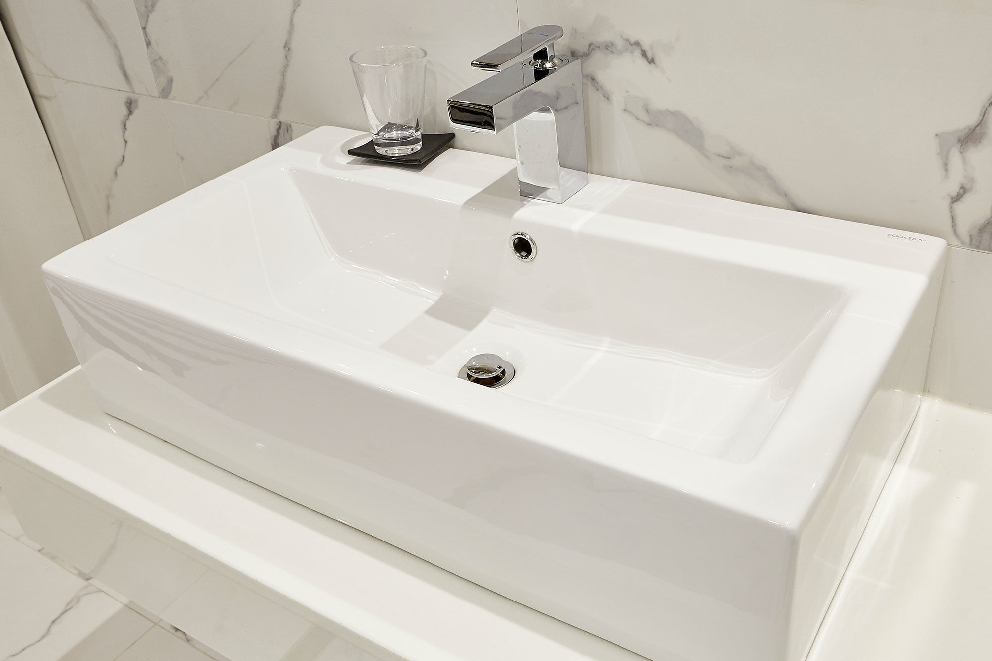 Фото Hotel The Artist Yeoksam