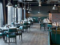 Фото Village Hotel Edinburgh