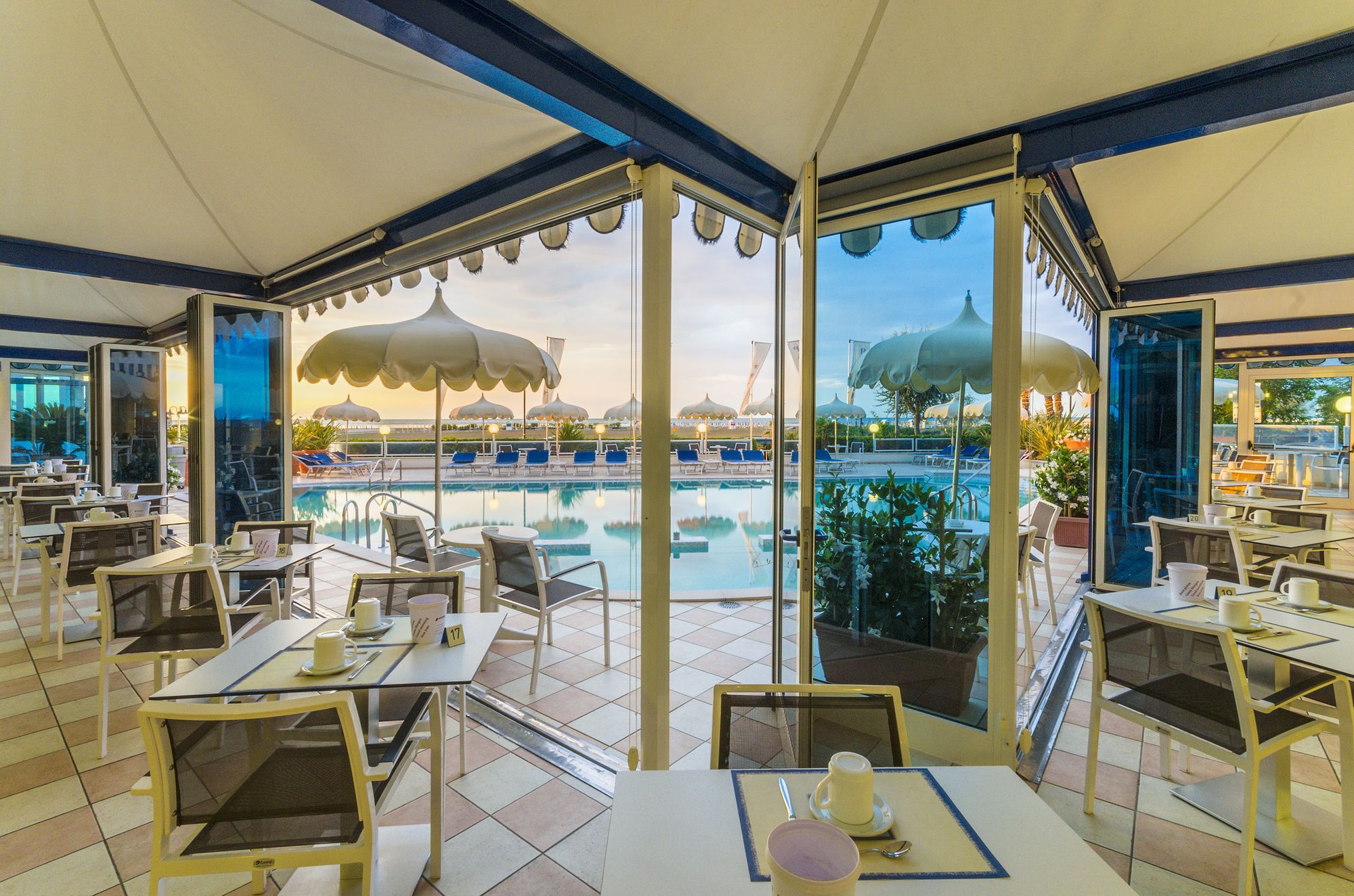 Фото Hotel Panoramic