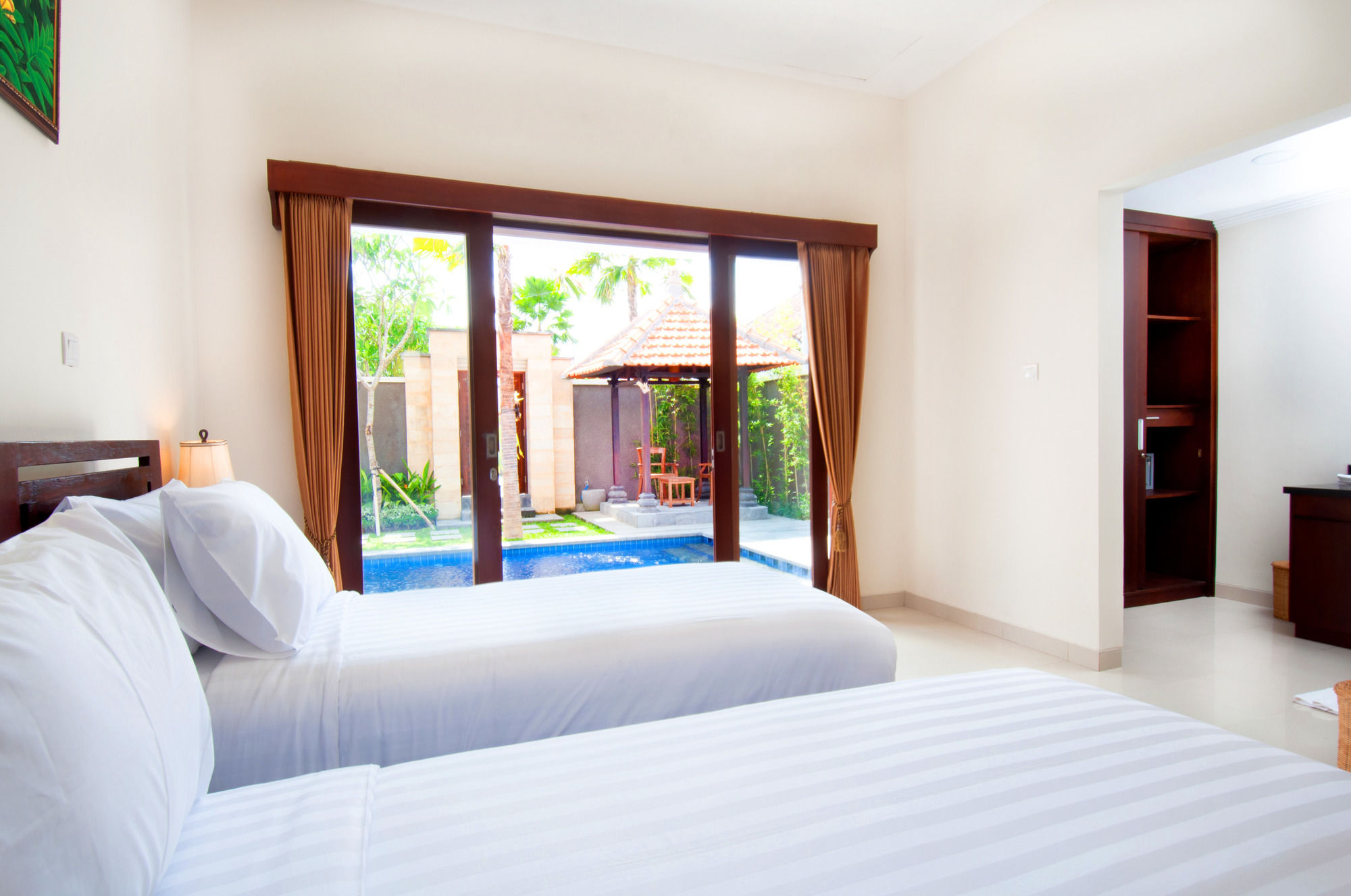 Фото Villa Kedis