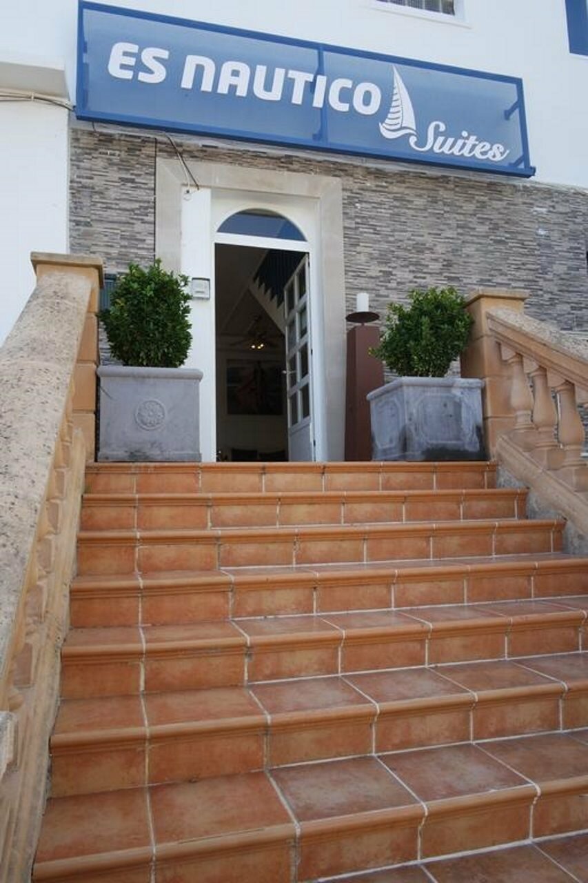 Фото Hotel Es Nautico Suites