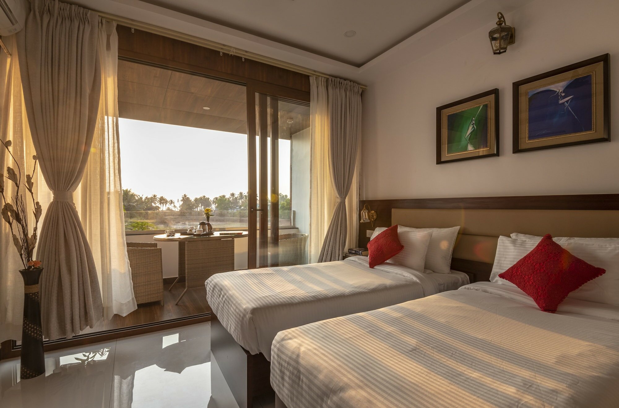 Фото Salcete Beach Resort