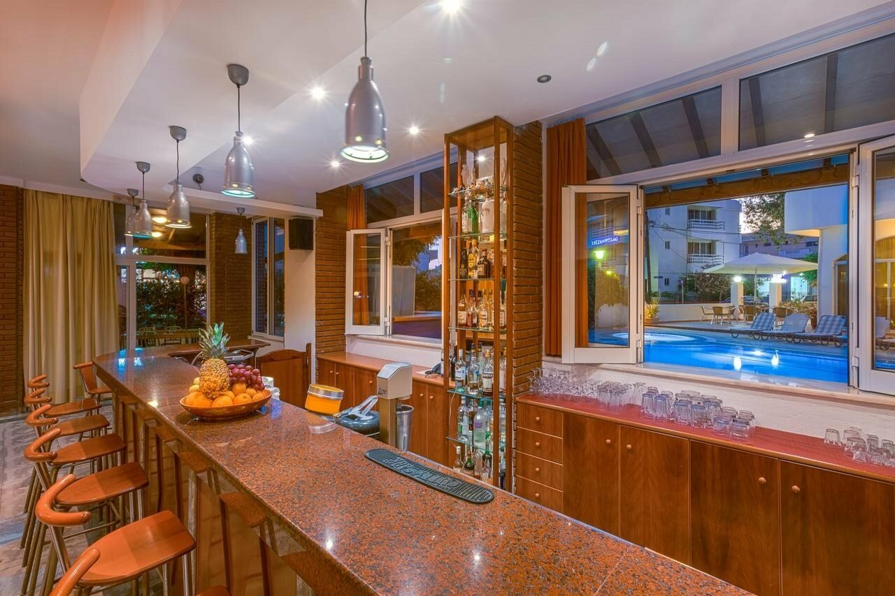 Фото Pavlos Hotel