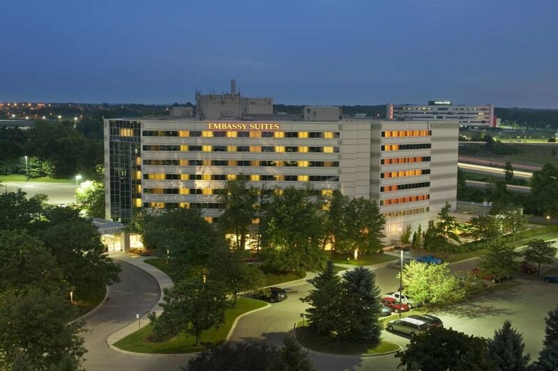 Гостиница Embassy Suites by Hilton Detroit Troy Auburn Hills