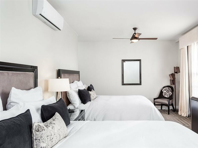 Фото Montecito Inn