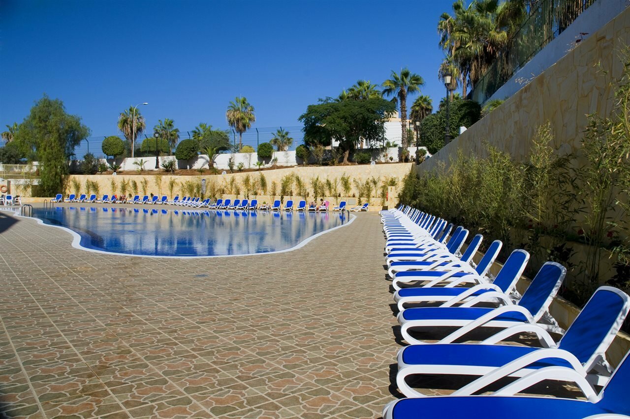 Фото Apartamentos Pirámides