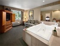 Фото Ramada by Wyndham Olympia